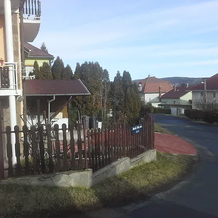Apartament Friends *